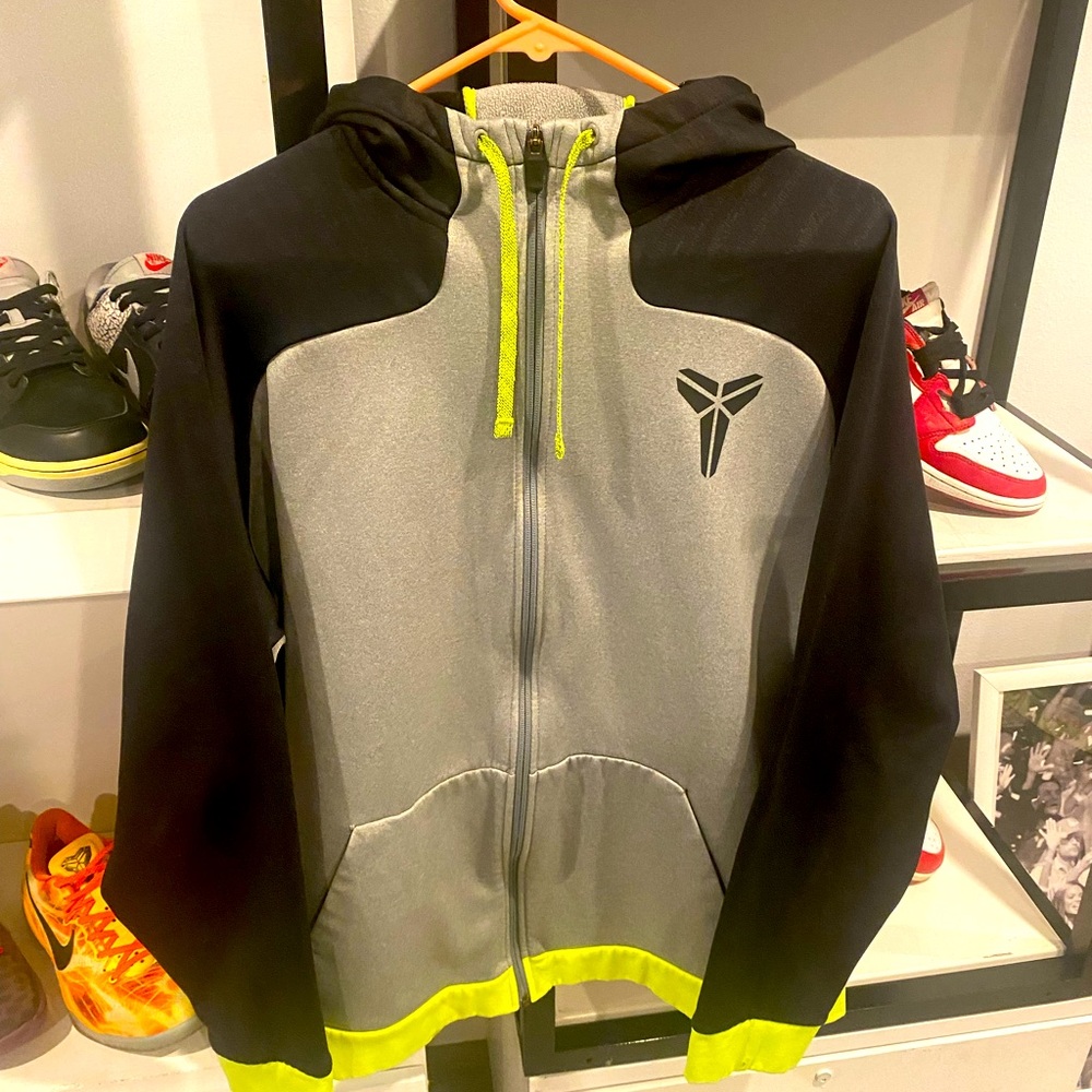 Nike dry fit hoodie jacket